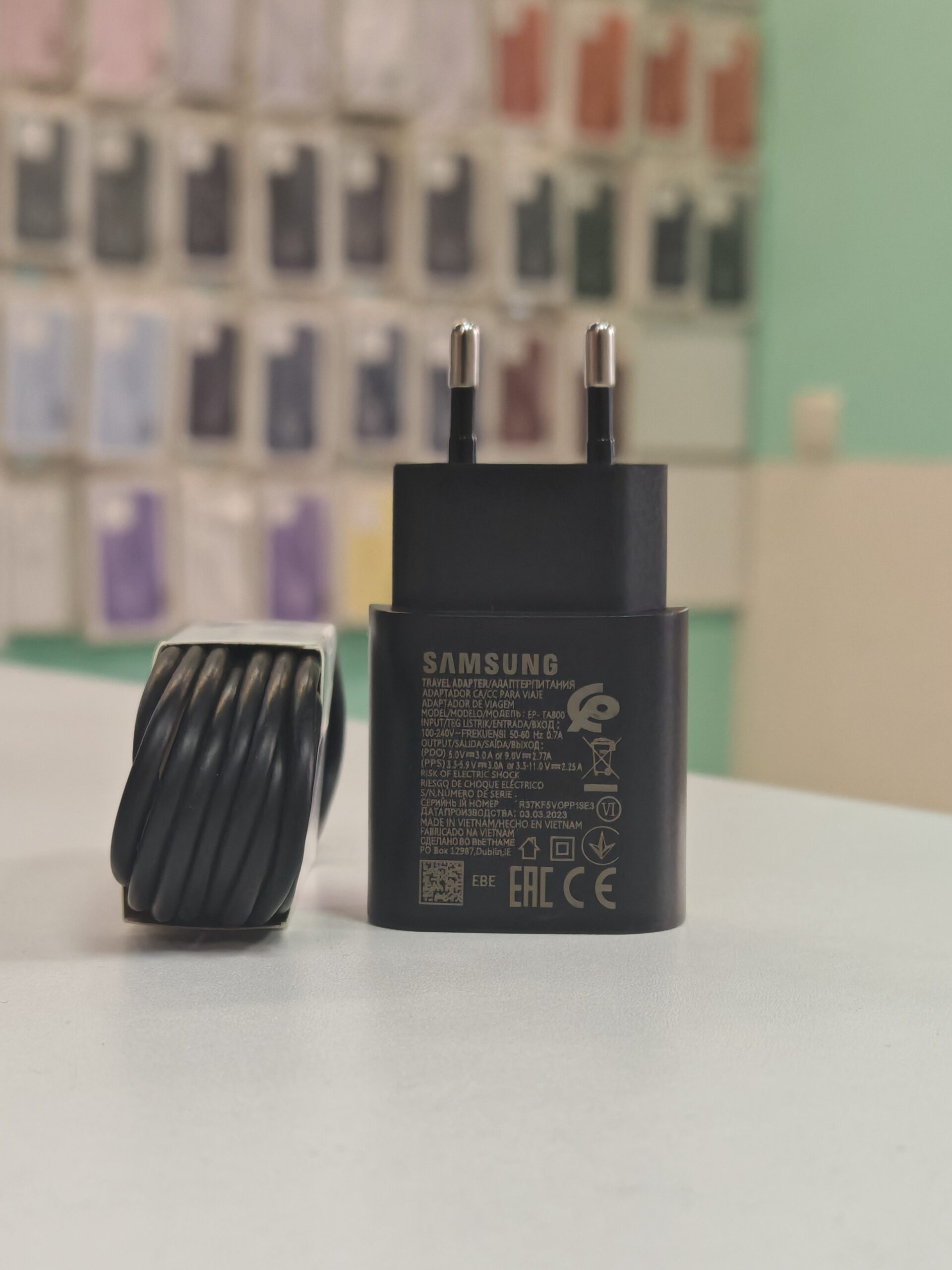 Samsung 25W USB-C Adapter + Kabl - Image 3