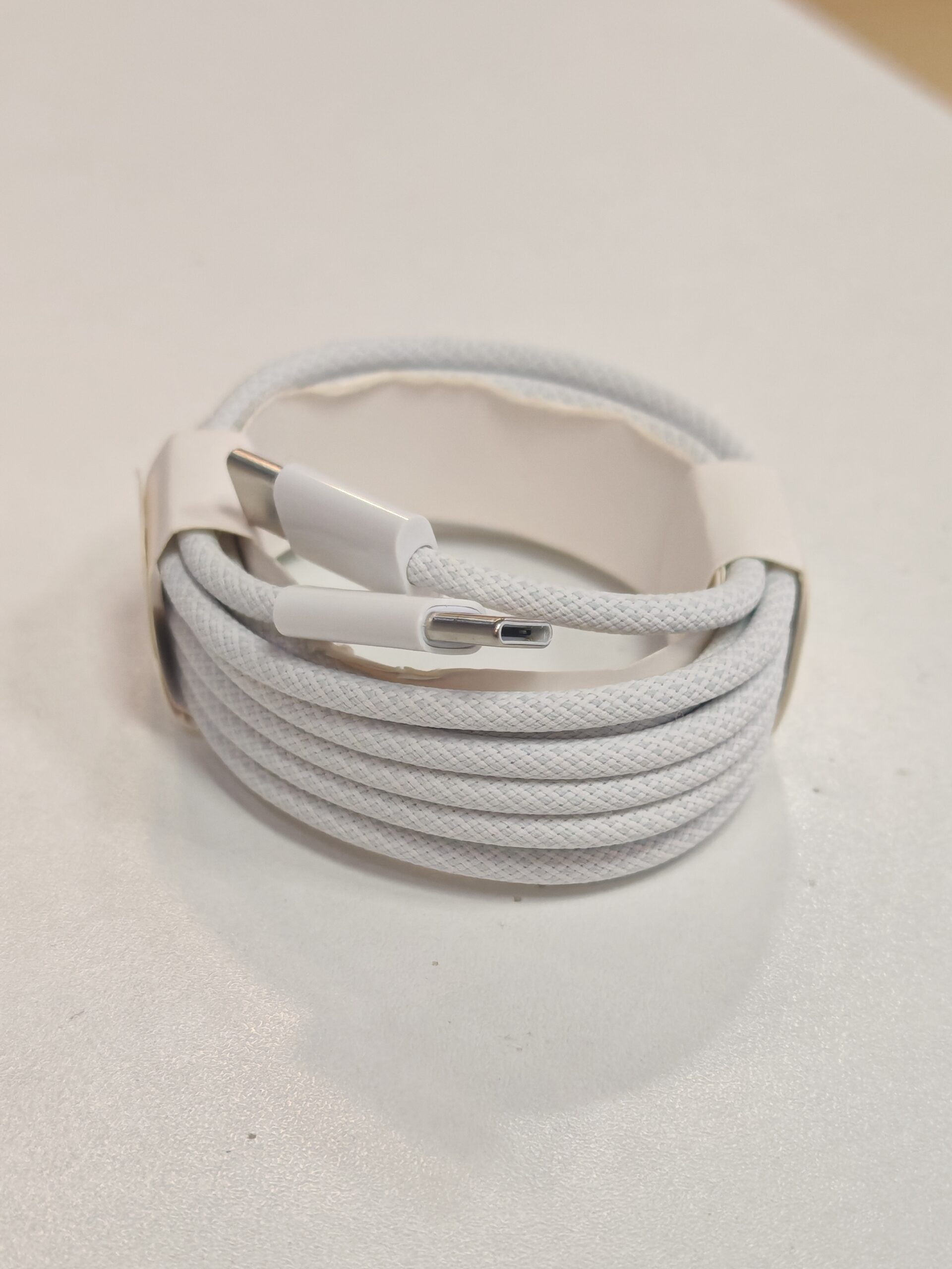 Apple USB-C na USB-C Kabl (60W) - Image 2