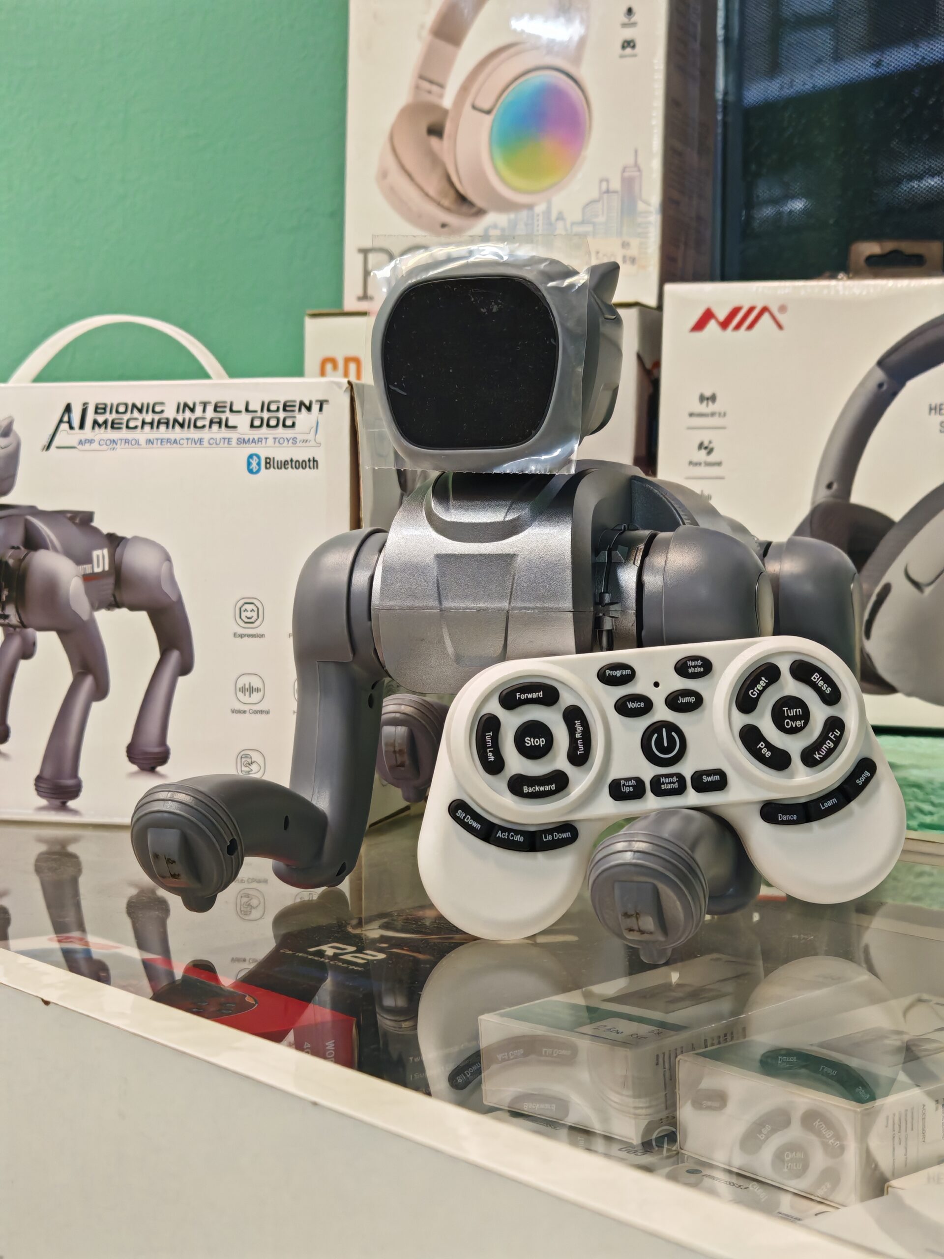 Pametni Interaktivni Robot Pas Kuče - AI Bionic Dog - Image 2