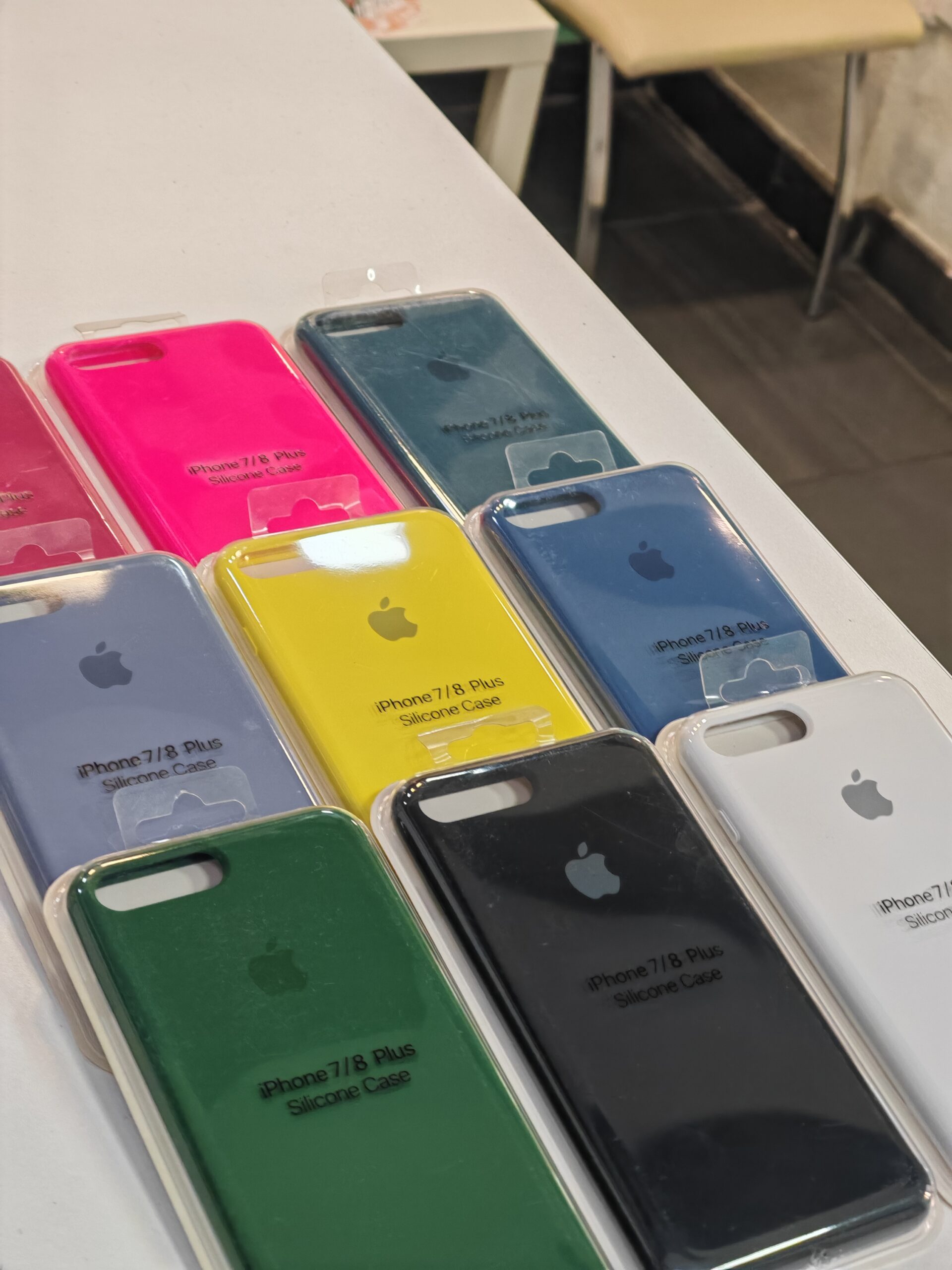 iPhone 7 / 8 / 7 Plus / 8 Plus / X / XS / XS Max Silikonske Maskice - Image 3